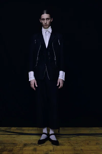 Look 38